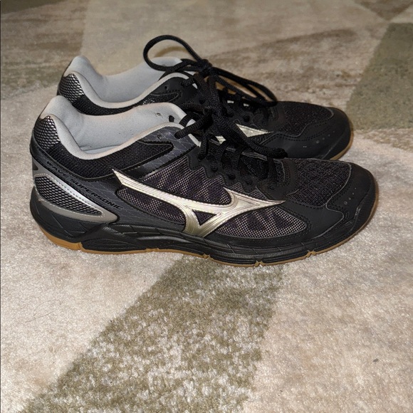 Black and Silver Athletic Sneakers - Picture 2 of 4